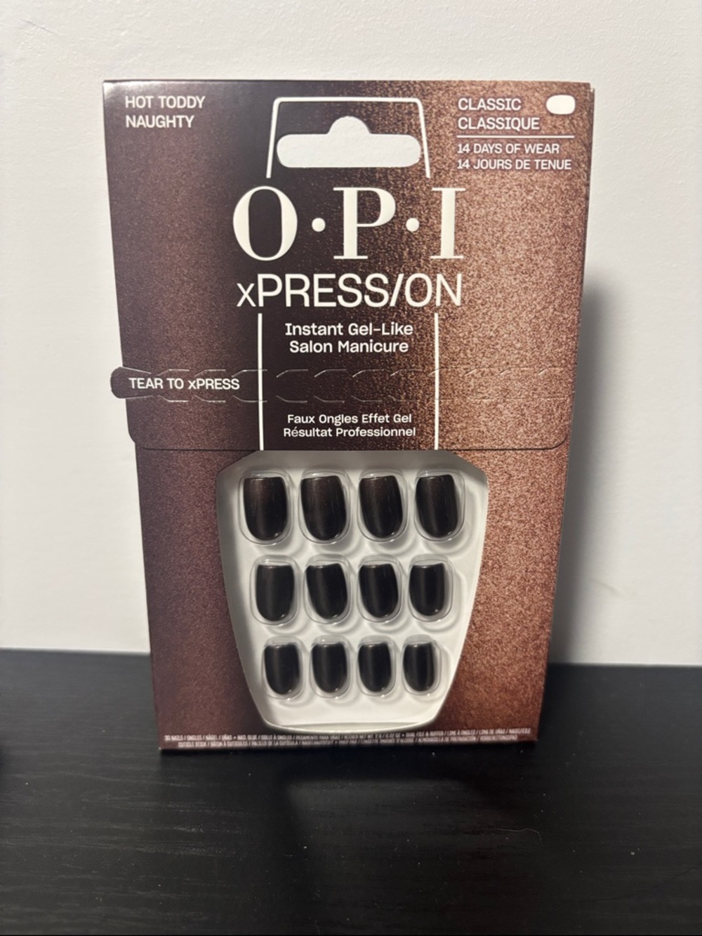 OPI xPRESS/ON Press-On Nails in Deep Black